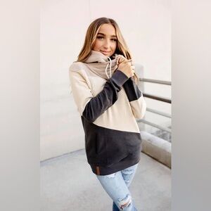 Women's Colorblock Hoodie Sweater